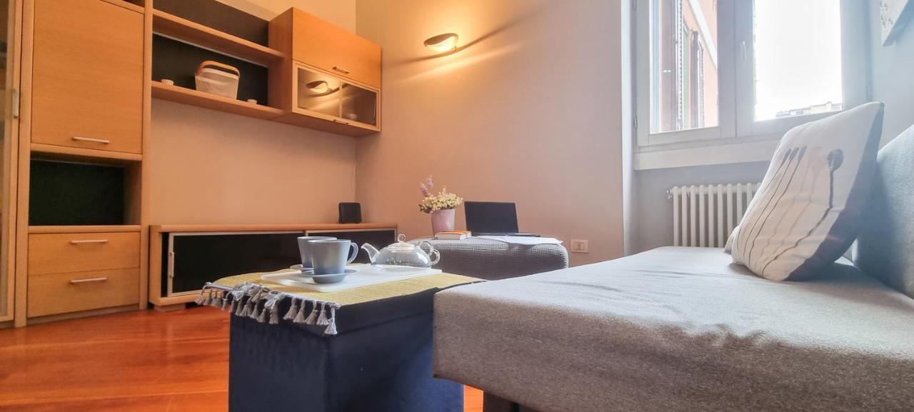 Apartamento Altido Trendy 1-Bed Flat, Easy Access To Centre Milán Exterior foto